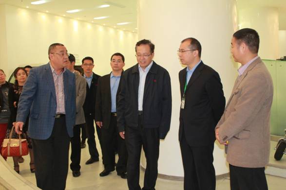 深圳市領導蒞臨廣東工廠指導工作
